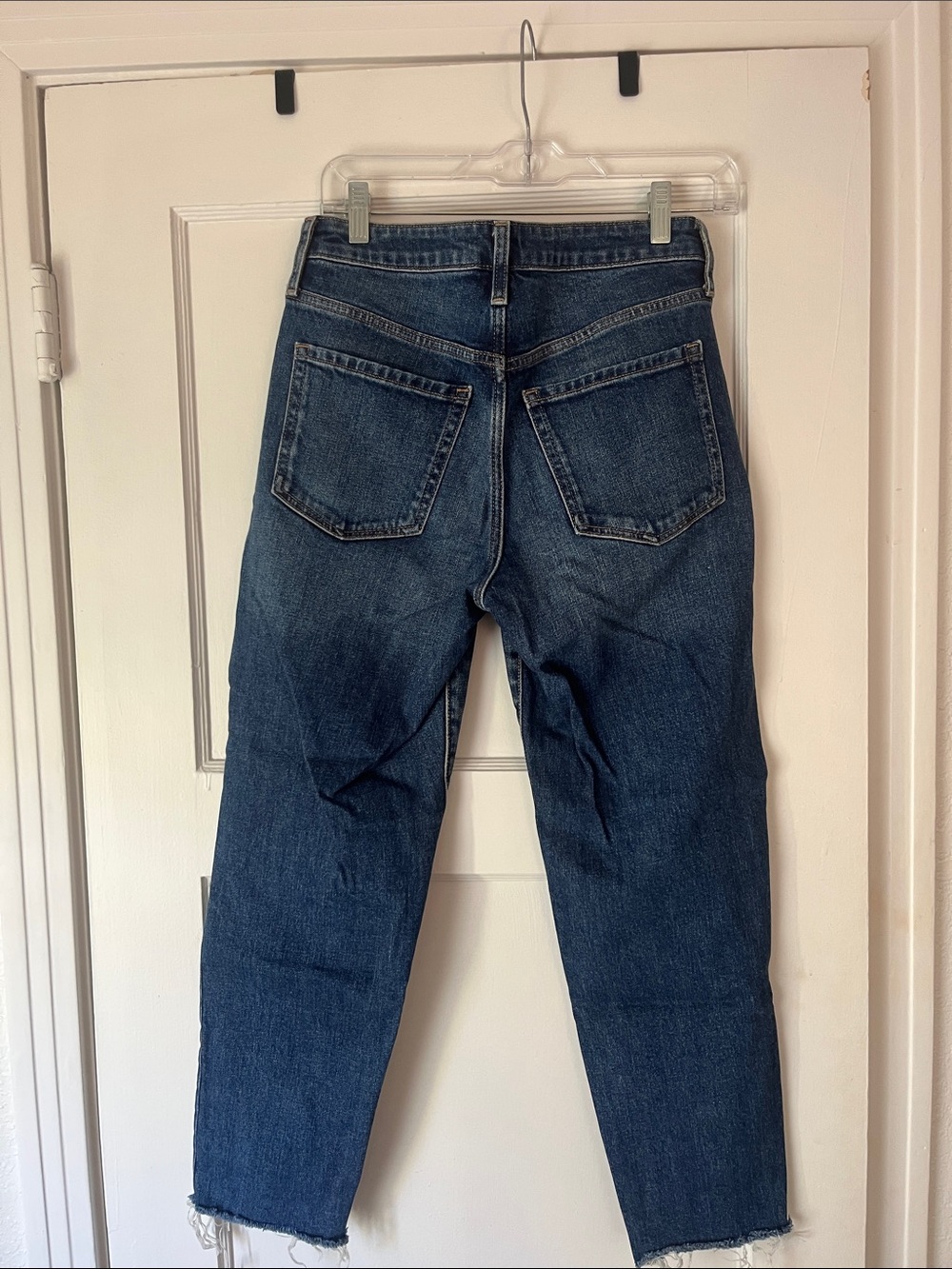 Old Navy Straight-Leg Dark Wash Jeans - Picture 3 of 7